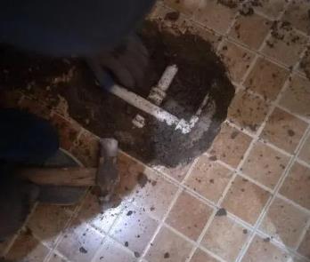 天水市卫生间漏水维修公司为您分享下卫生间渗水如何处理及注意事项